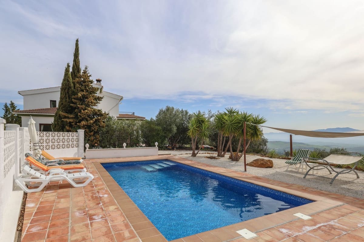 3 sovrum Villa till salu i Casarabonela med pool garage - 660 000 € (Ref: 10128582)