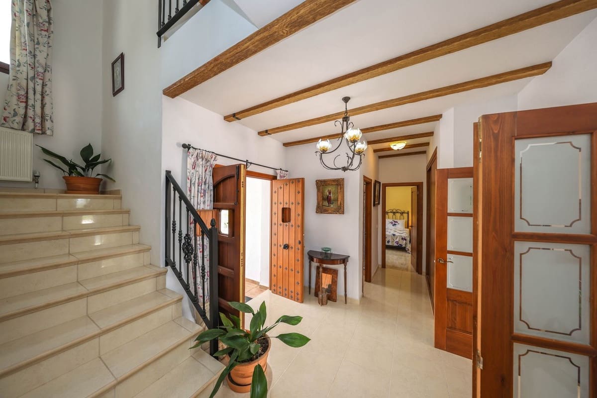 3 sovrum Villa till salu i Casarabonela med pool garage - 660 000 € (Ref: 10128582)