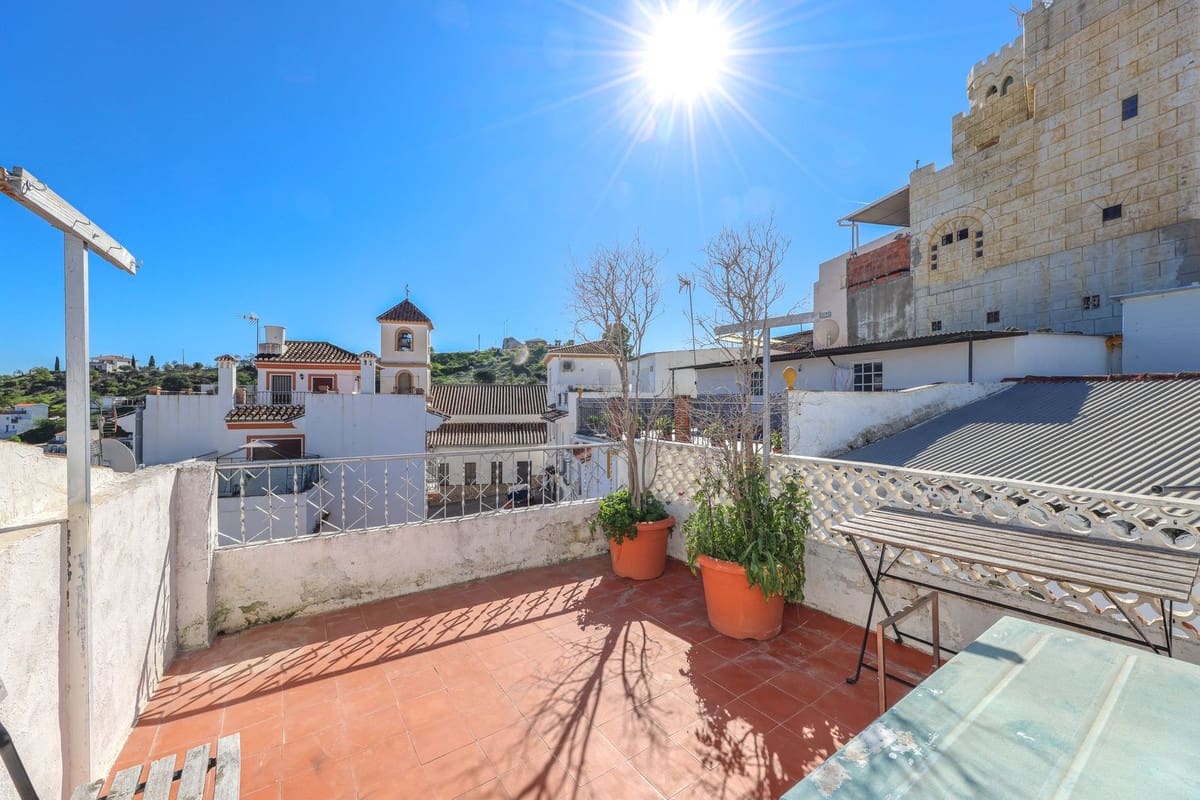 3 quarto Casa em Banda para venda em Guaro - 212 000 € (Ref: 10128583)