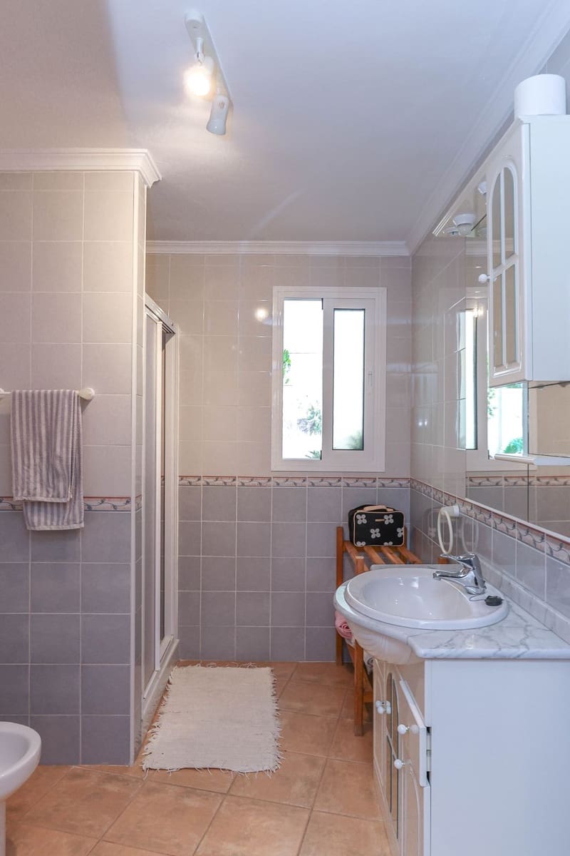 5 quarto Casa em Banda para venda em Tolox - 175 000 € (Ref: 10128585)