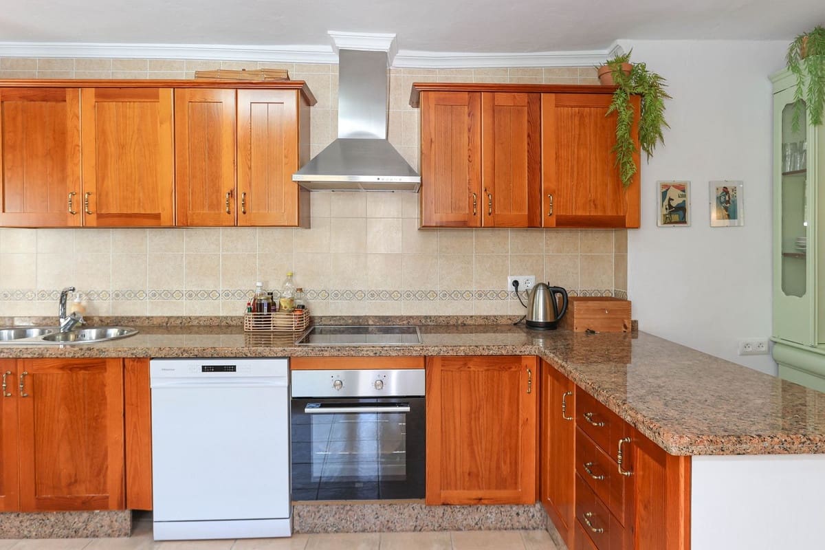 5 quarto Casa em Banda para venda em Tolox - 175 000 € (Ref: 10128585)