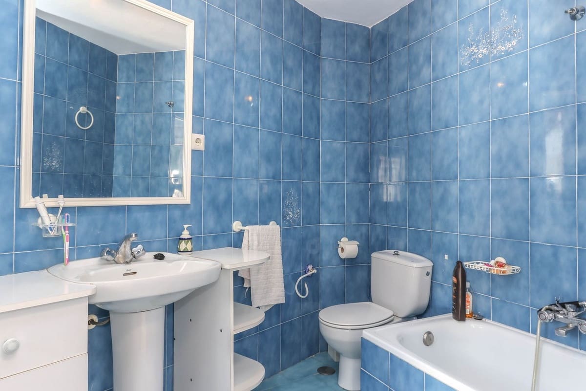 5 quarto Casa em Banda para venda em Tolox - 175 000 € (Ref: 10128585)