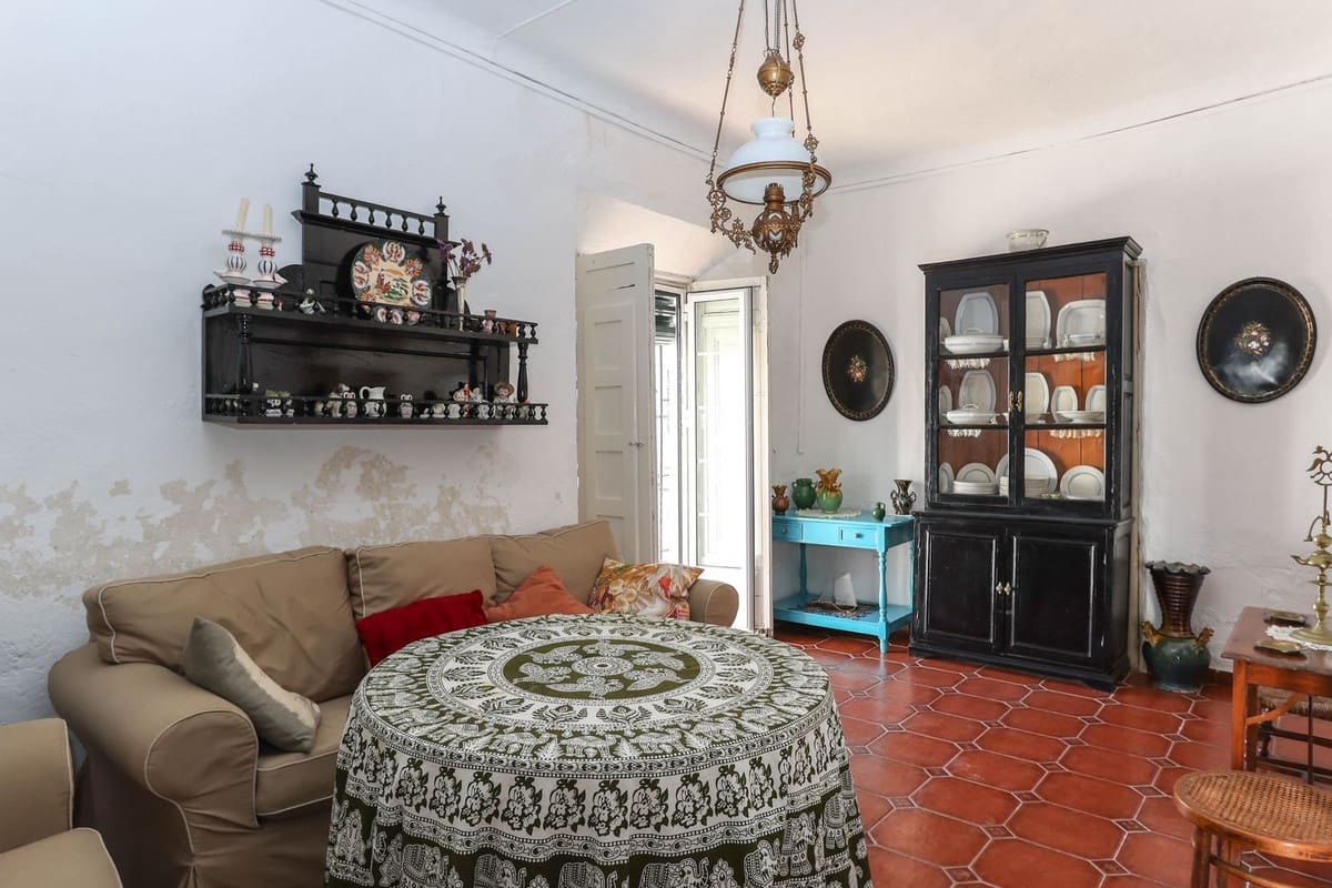 5 bedroom Townhouse for sale in Tolox - € 534,000 (Ref: 10128587)
