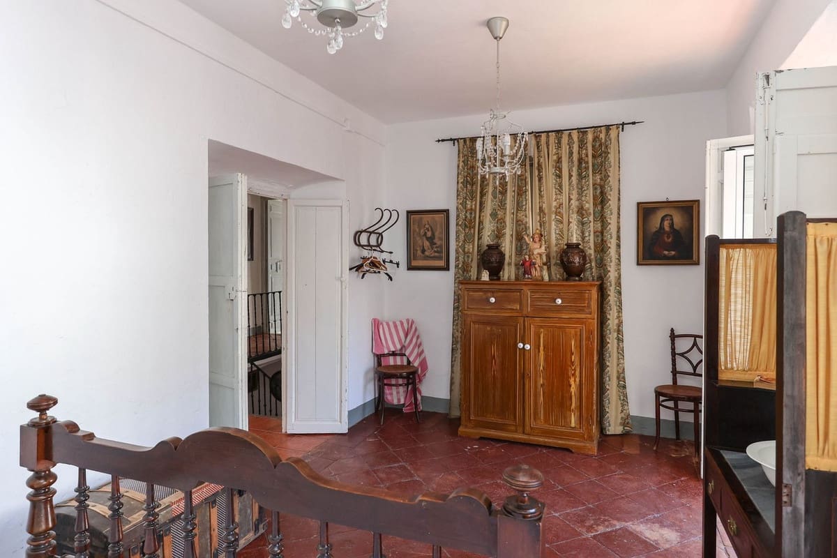 5 bedroom Townhouse for sale in Tolox - € 534,000 (Ref: 10128587)