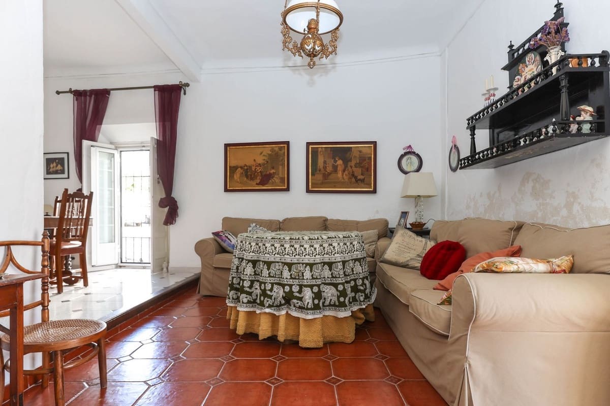 5 bedroom Townhouse for sale in Tolox - € 534,000 (Ref: 10128587)