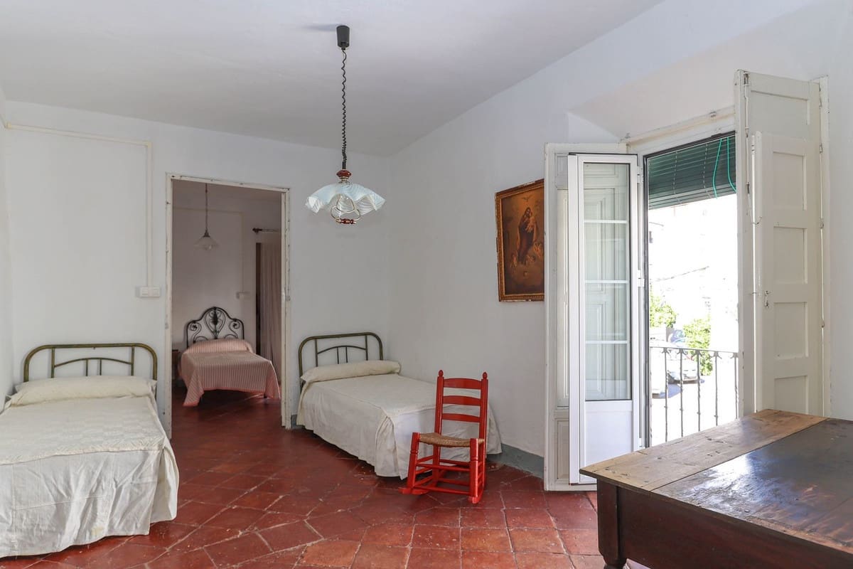 5 bedroom Townhouse for sale in Tolox - € 534,000 (Ref: 10128587)