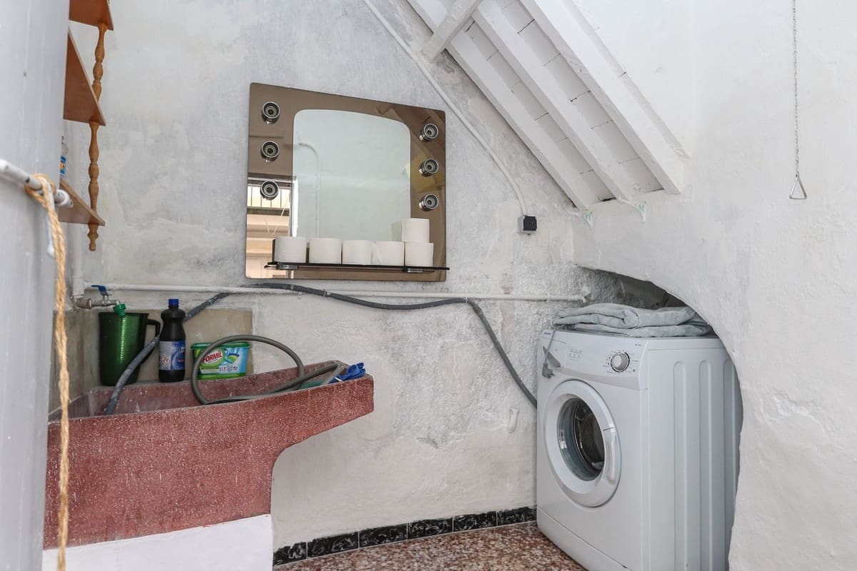 5 bedroom Townhouse for sale in Tolox - € 534,000 (Ref: 10128587)