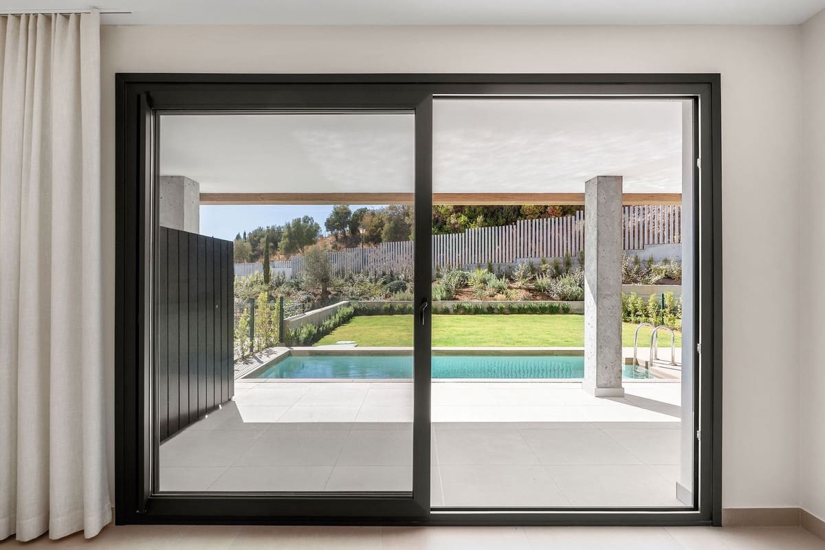2 chambre Appartement à vendre à Marbella avec piscine garage - 685 000 € (Ref: 10128595)