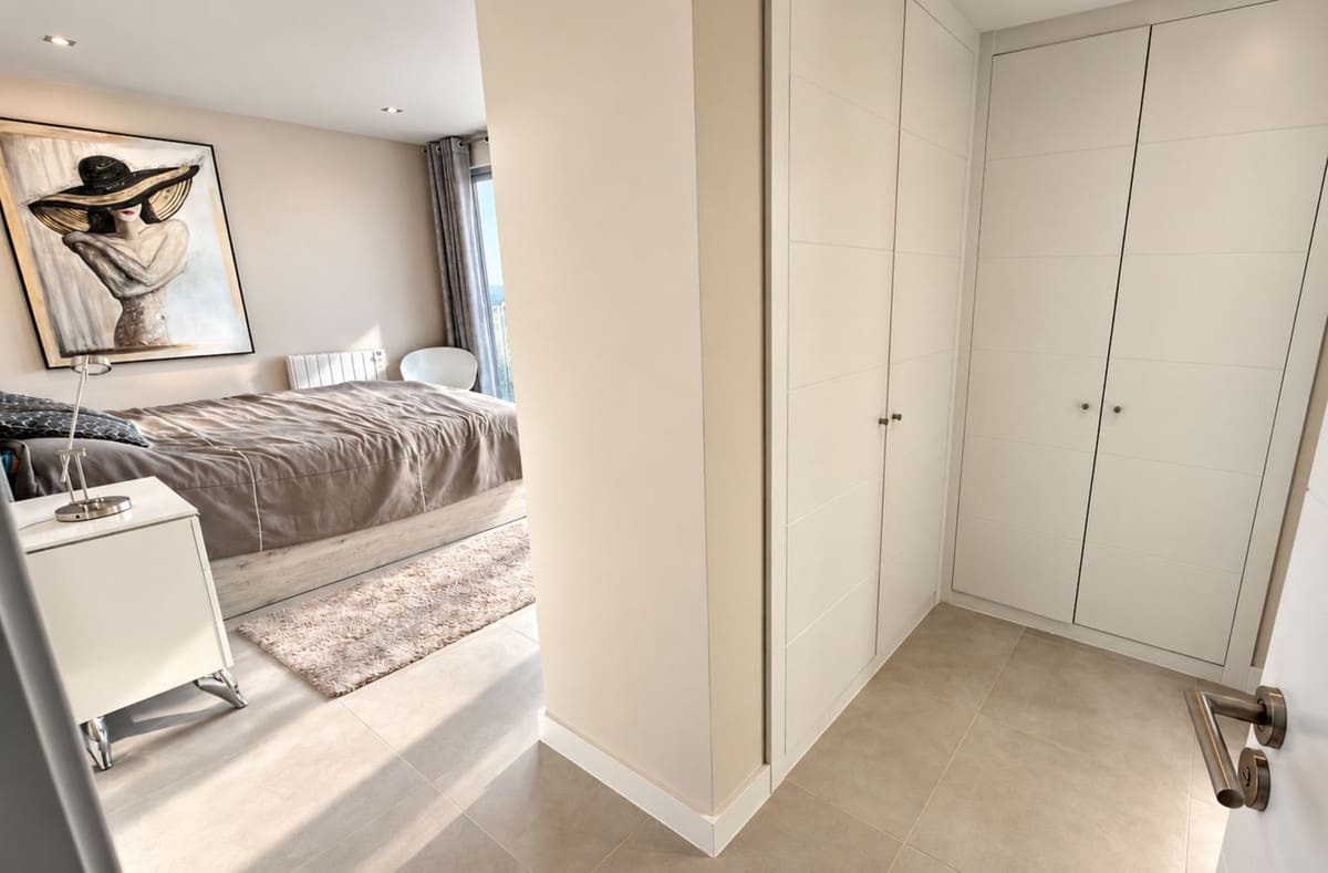 Apartamento de 3 habitaciones en Las Lagunas de Mijas en venta con piscina garaje - 1.170.000 € (Ref: 10128596)