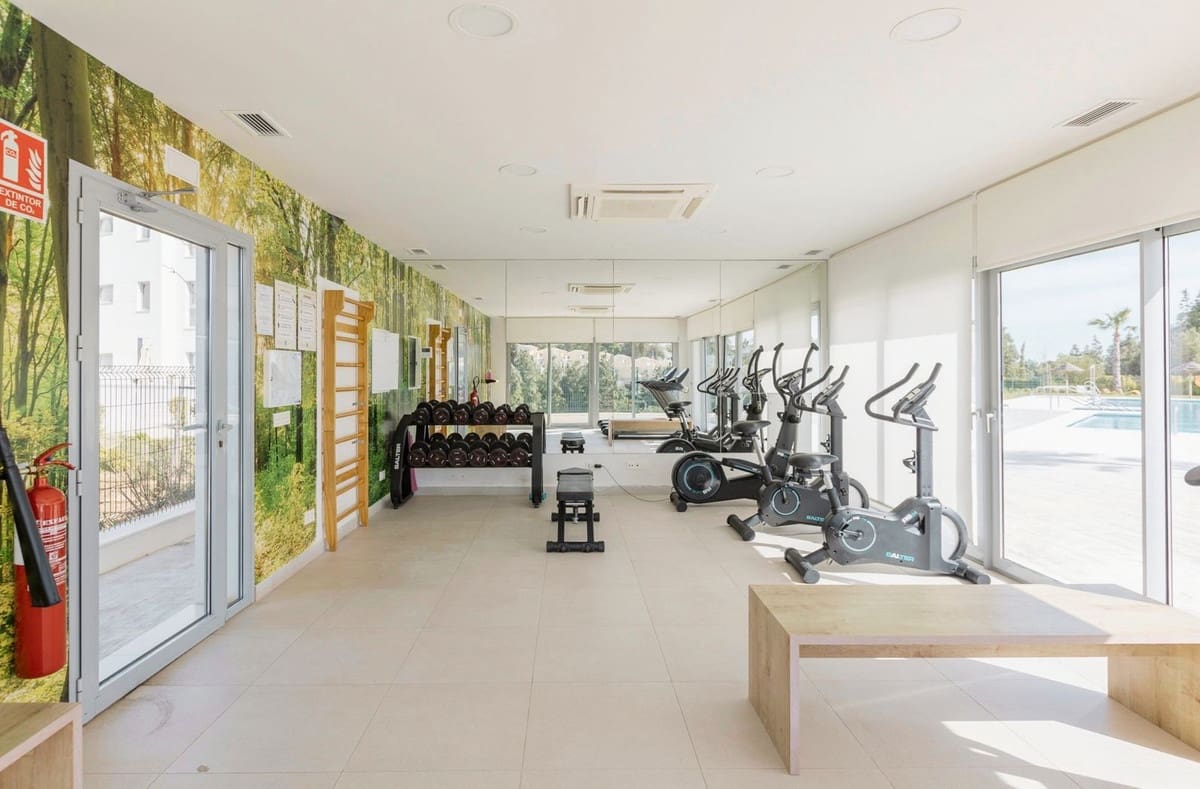 Apartamento de 3 habitaciones en Las Lagunas de Mijas en venta con piscina garaje - 1.170.000 € (Ref: 10128596)