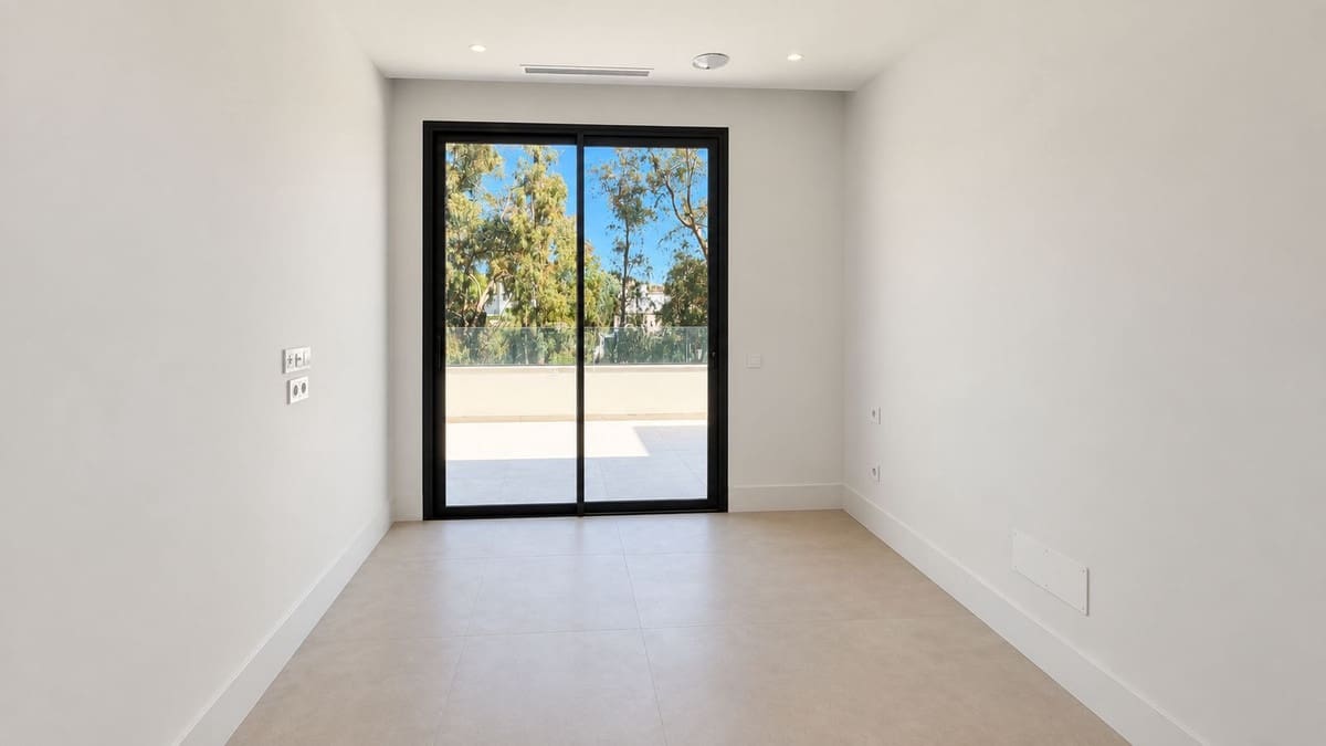 5 camera da letto Villa in vendita in Nueva Andalucia con piscina garage - 4.690.000 € (Rif: 10128607)