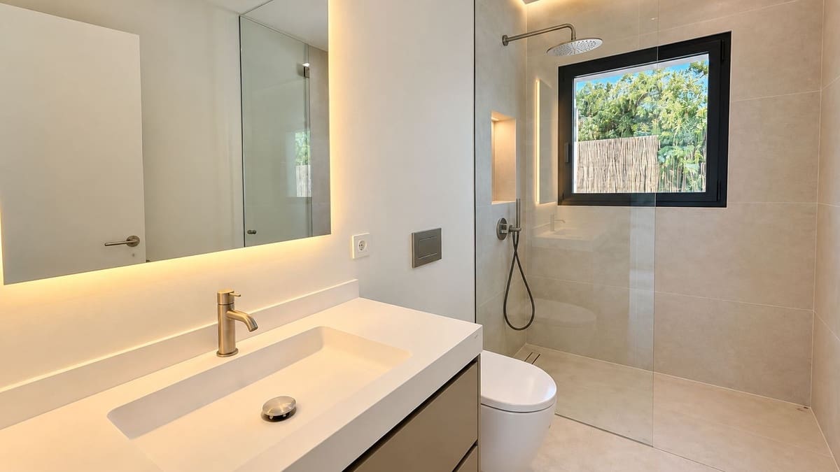 5 camera da letto Villa in vendita in Nueva Andalucia con piscina garage - 4.690.000 € (Rif: 10128607)