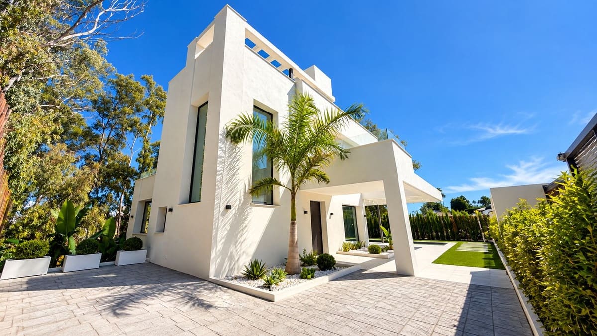5 camera da letto Villa in vendita in Nueva Andalucia con piscina garage - 4.690.000 € (Rif: 10128607)