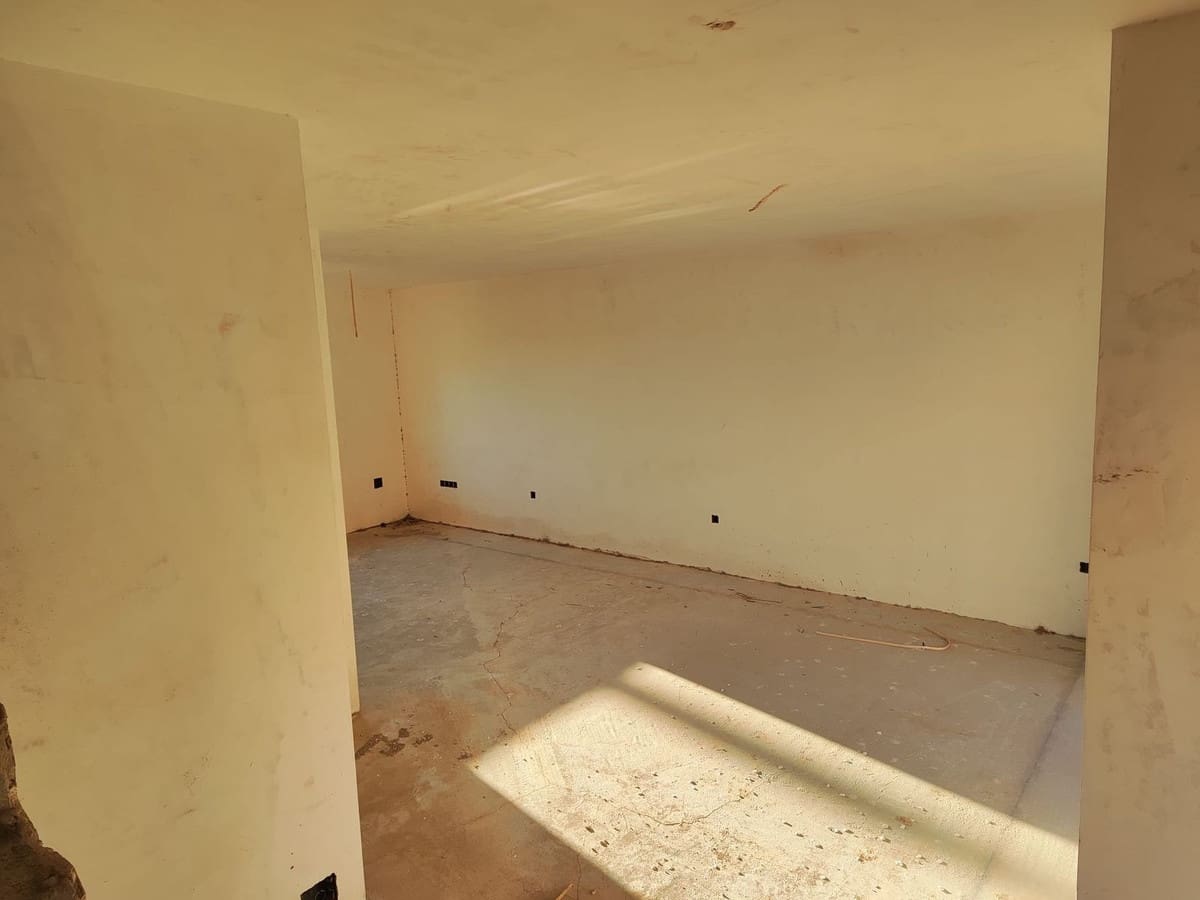 3 Zimmer Villa zu verkaufen in Alcaucin mit Pool Garage - 4.100.000 € (Ref: 10128609)