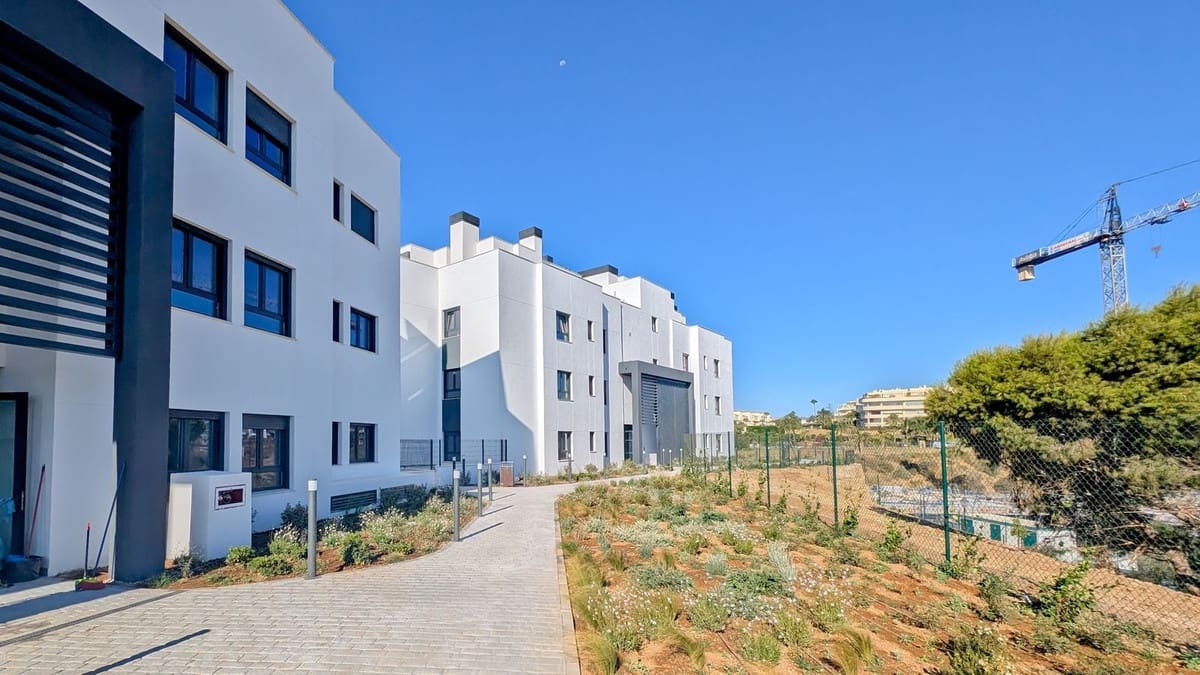 3 sypialnia Apartament na sprzedaż w Mijas z basenem garażem - 680 000 € (Ref: 10128610)