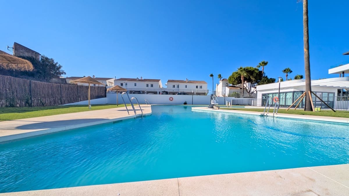 3 sypialnia Apartament na sprzedaż w Mijas z basenem garażem - 680 000 € (Ref: 10128610)