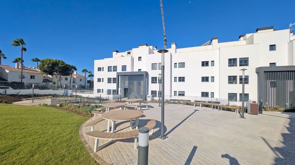 3 sypialnia Apartament na sprzedaż w Mijas z basenem garażem - 680 000 € (Ref: 10128610)