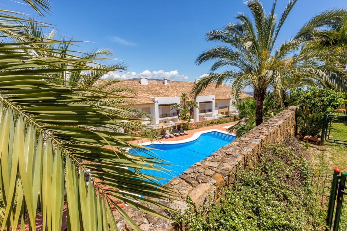 3 slaapkamer Huis te koop in Mijas Costa met zwembad garage - € 690.000 (Ref: 10128617)