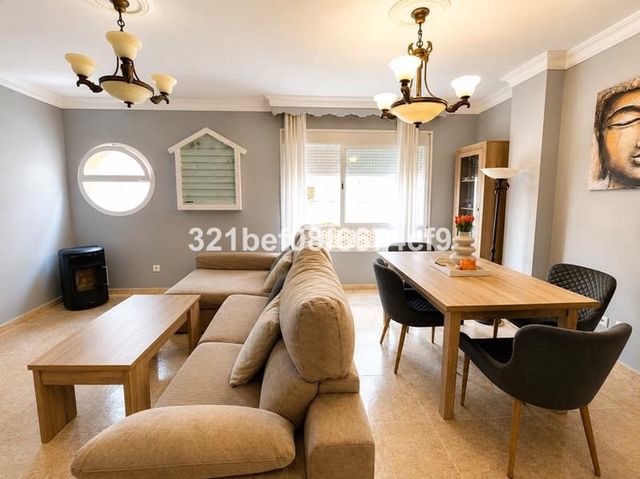 Apartamento de 2 habitaciones en Centro, Estepona en venta - 286.000 € (Ref: 10128621)