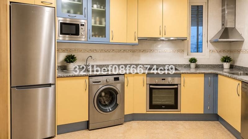 Apartamento de 2 habitaciones en Estepona en venta - 286.000 € (Ref: 10128621)