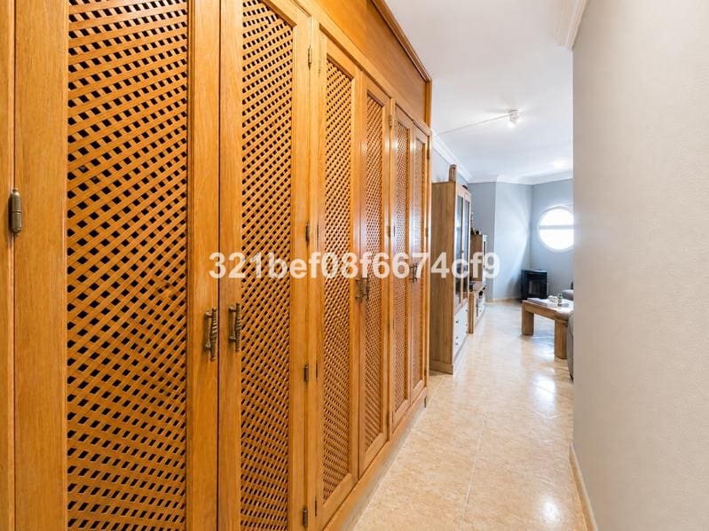Apartamento de 2 habitaciones en Estepona en venta - 286.000 € (Ref: 10128621)