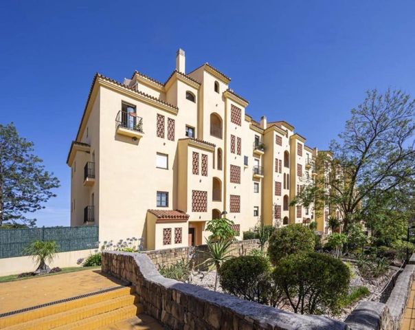 2 chambre Appartement à vendre à La Concha - Resina Golf, Estepona avec piscine garage - 410 000 € (Ref: 10128626)