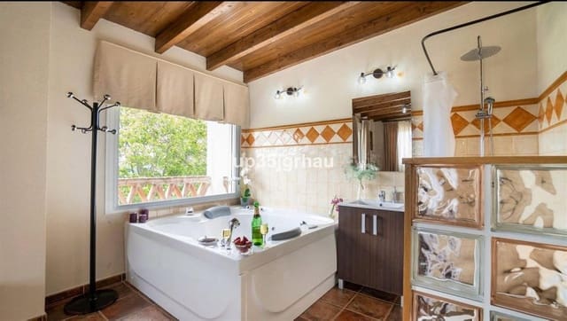 2 sovrum Villa till salu i Benarrabá med pool garage - 265 000 € (Ref: 10128627)