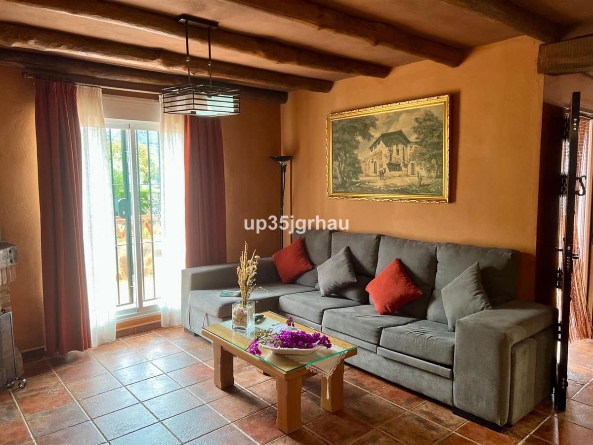2 sovrum Villa till salu i Benarraba med pool garage - 265 000 € (Ref: 10128627)