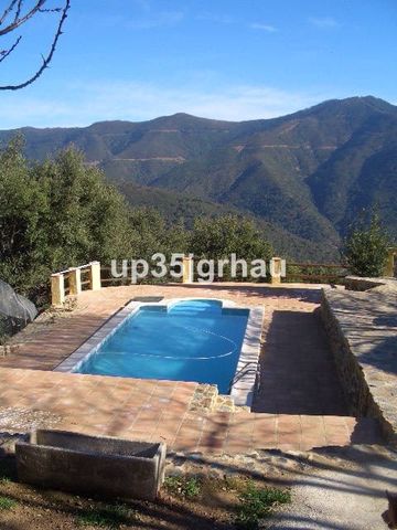 4 slaapkamer Finca/Landhuis te koop in Jubrique met zwembad garage - € 1.200.000 (Ref: 10128631)