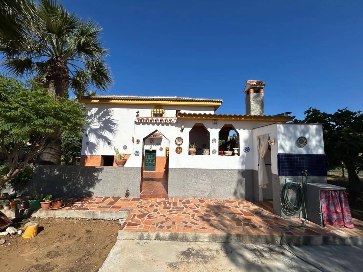 2 soverom Villa til salgs i Alora med svømmebasseng garasje - € 310 000 (Ref: 10128636)
