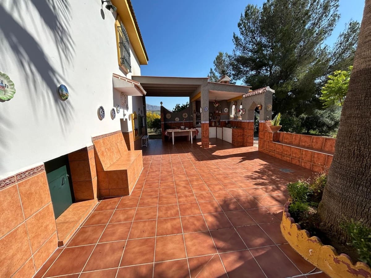 2 soverom Villa til salgs i Alora med svømmebasseng garasje - € 310 000 (Ref: 10128636)