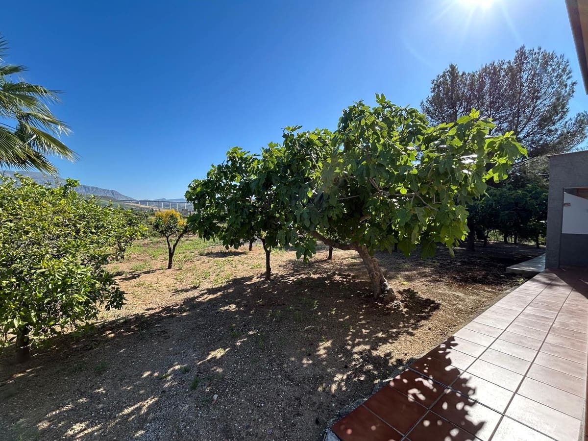 2 soverom Villa til salgs i Alora med svømmebasseng garasje - € 310 000 (Ref: 10128636)