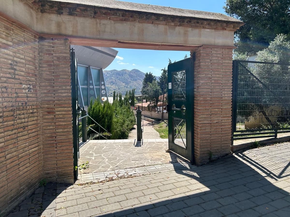 2 soverom Villa til salgs i Alora med svømmebasseng garasje - € 310 000 (Ref: 10128636)