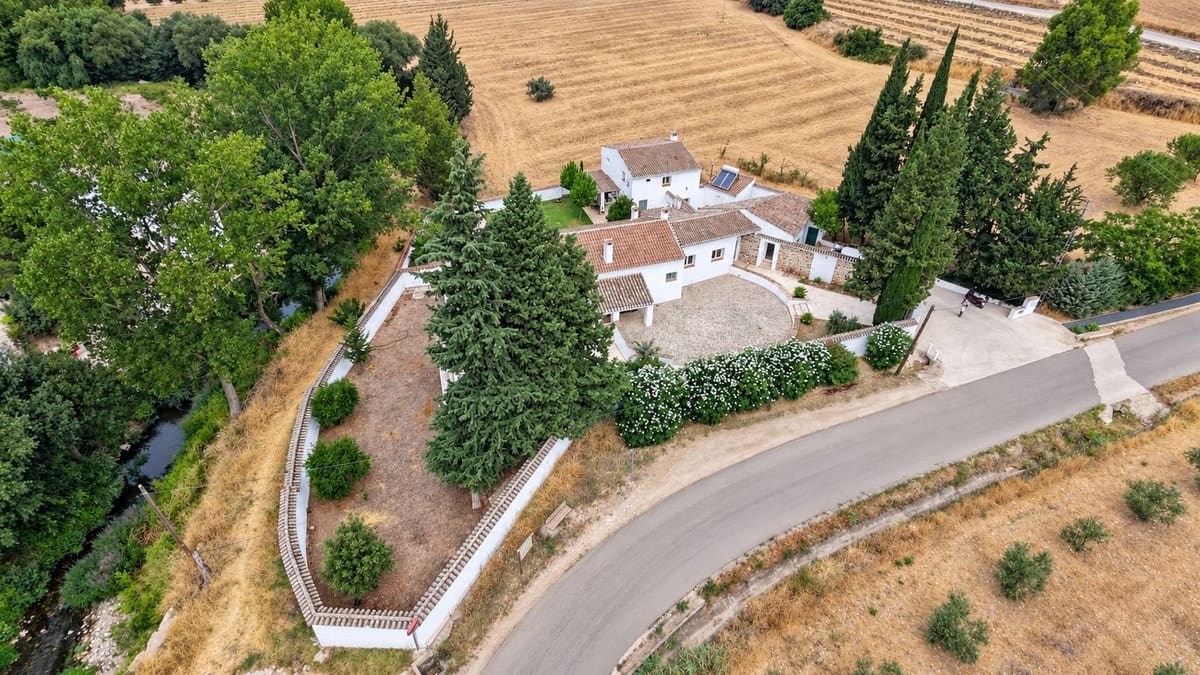 5 camera da letto Finca/Casa di Campagna in vendita in Villanueva del Rosario con piscina garage - 988.000 € (Rif: 10128639)