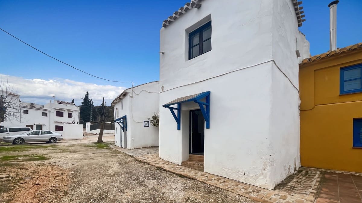 3 chambre Maison de Ville à vendre à Villanueva del Rosario - 198 500 € (Ref: 10128644)
