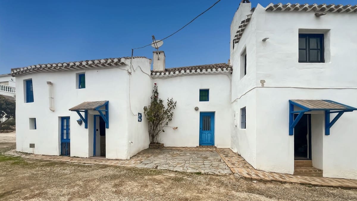 3 chambre Maison de Ville à vendre à Villanueva del Rosario - 198 500 € (Ref: 10128644)