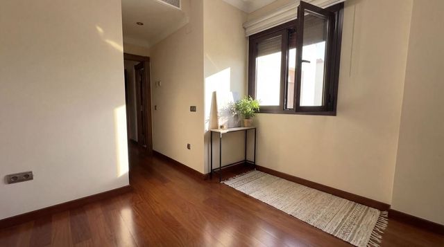 Apartamento de 4 habitaciones en Ronda en venta con garaje - 370.000 € (Ref: 10128645)