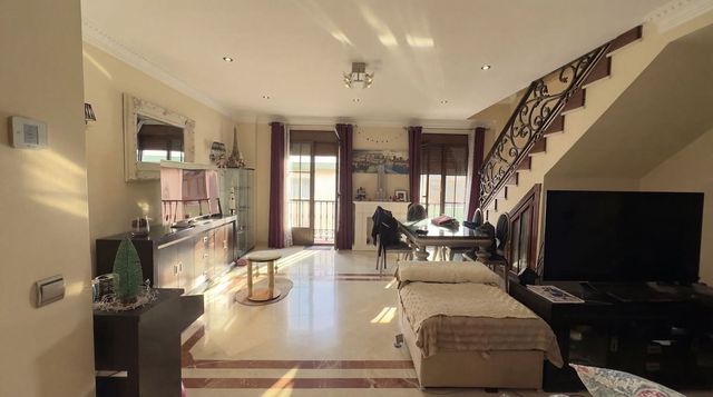 Apartamento de 4 habitaciones en Ronda en venta con garaje - 370.000 € (Ref: 10128645)