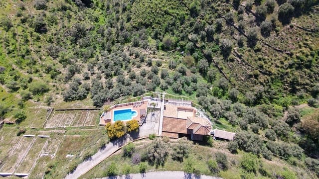 4 soverom Villa til salgs i Cómpeta med svømmebasseng garasje - € 399 500 (Ref: 10128646)