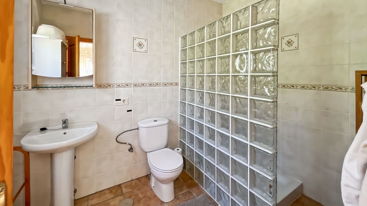 4 soverom Villa til salgs i Competa med svømmebasseng garasje - € 399 500 (Ref: 10128646)
