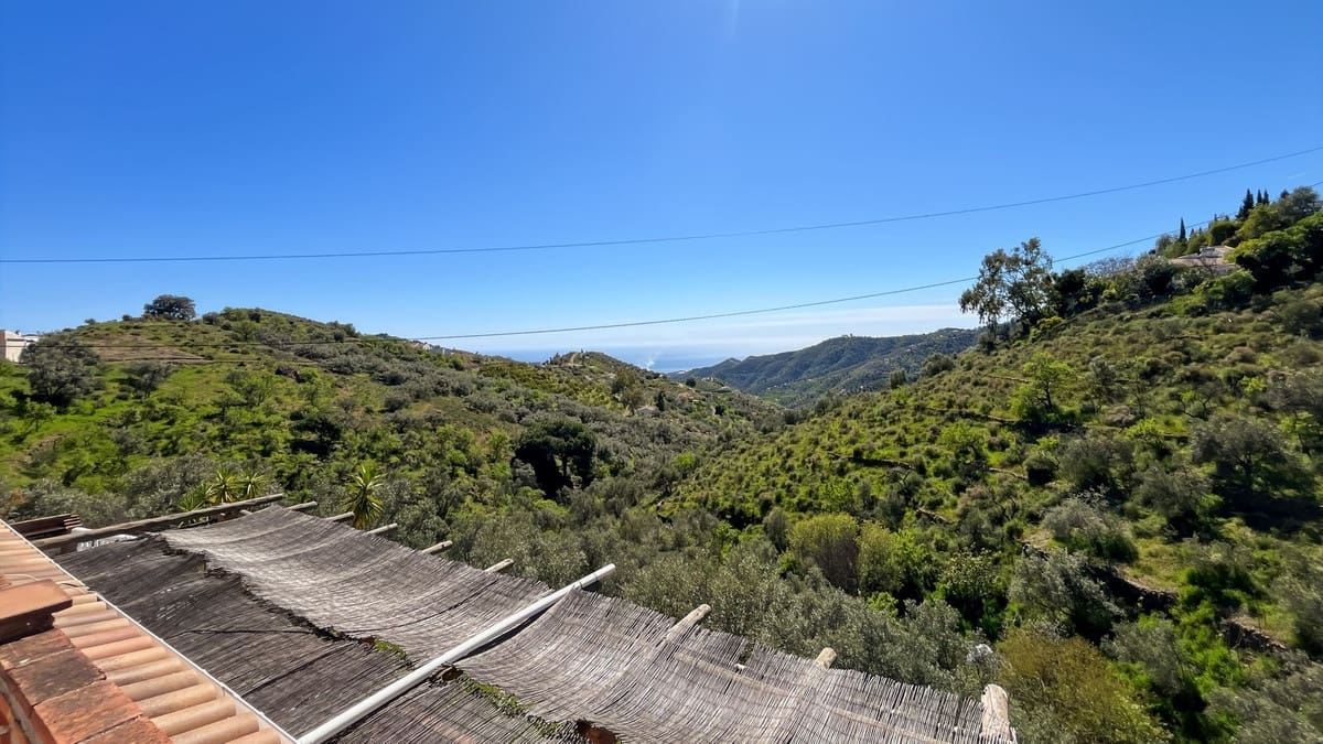 4 soverom Villa til salgs i Competa med svømmebasseng garasje - € 399 500 (Ref: 10128646)
