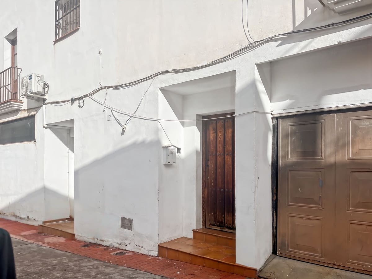 9 chambre Maison de Ville à vendre à Riogordo avec piscine garage - 295 000 € (Ref: 10128647)