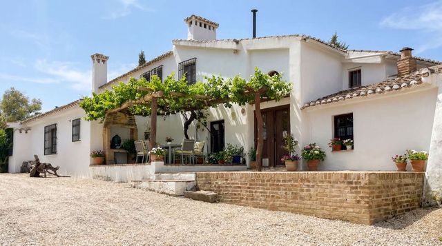 Finca/Casa Rural de 9 habitaciones en Villanueva del Rosario en venta con piscina garaje - 780.000 € (Ref: 10128648)