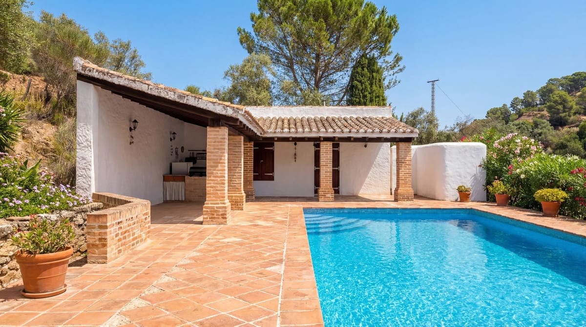 Finca/Casa Rural de 9 habitaciones en Villanueva del Rosario en venta con piscina garaje - 780.000 € (Ref: 10128648)