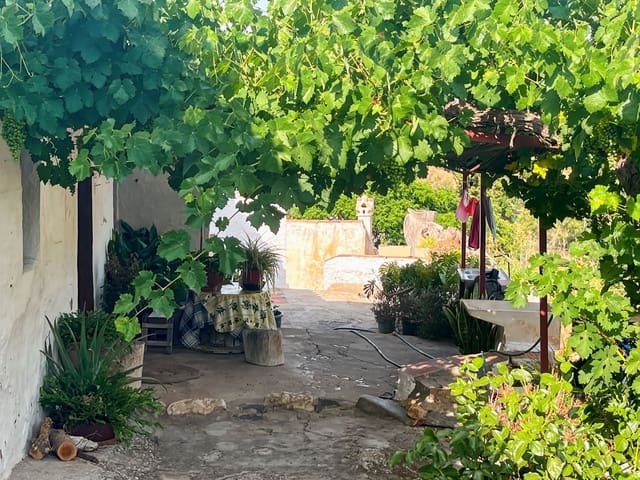 5 chambre Finca/Maison de Campagne à vendre à Comares - 260 000 € (Ref: 10128649)