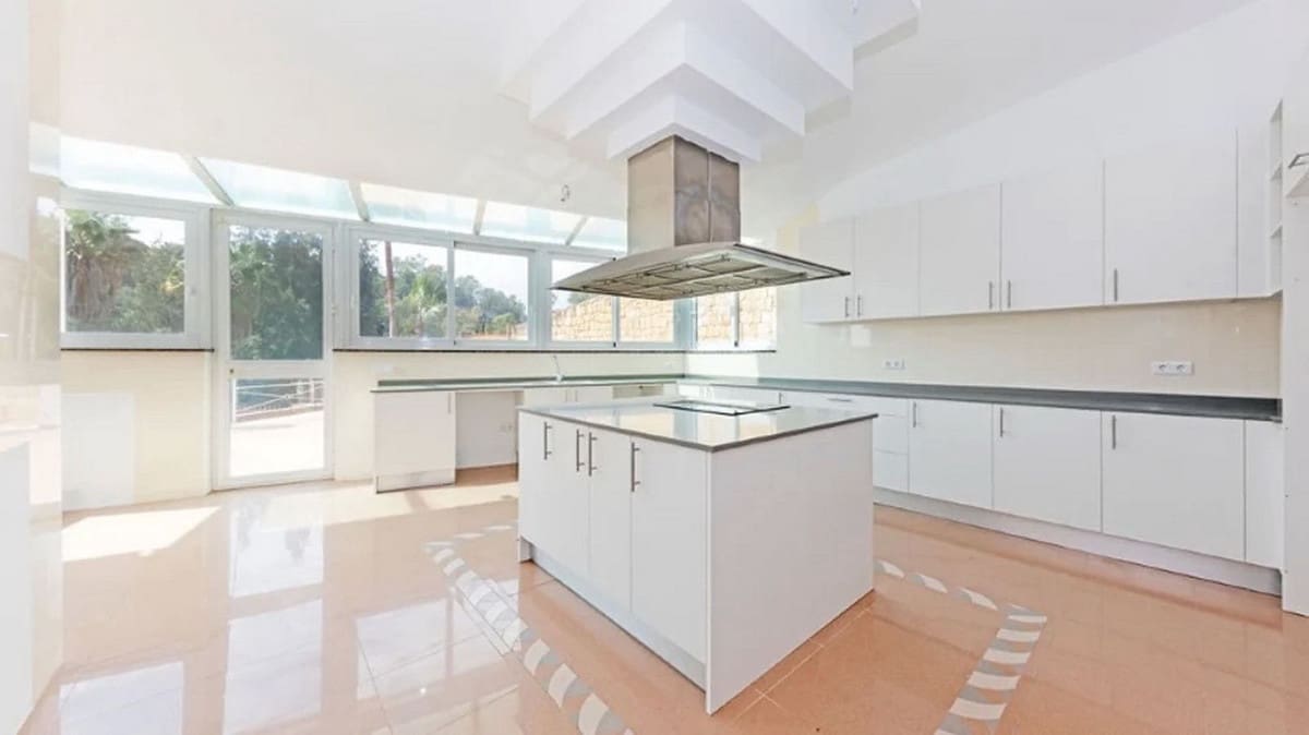 5 camera da letto Villa in vendita in Benahavis con piscina garage - 2.150.000 € (Rif: 10128651)