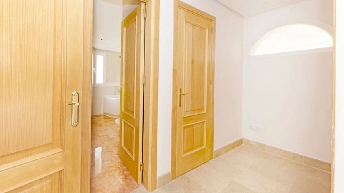 5 camera da letto Villa in vendita in Benahavis con piscina garage - 2.150.000 € (Rif: 10128651)