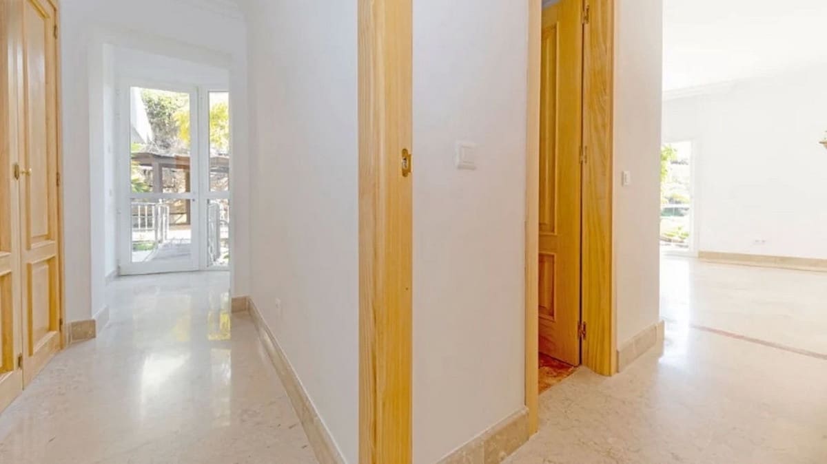 5 camera da letto Villa in vendita in Benahavis con piscina garage - 2.150.000 € (Rif: 10128651)