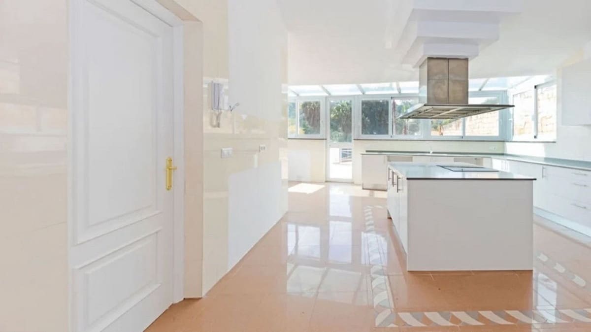 5 camera da letto Villa in vendita in Benahavis con piscina garage - 2.150.000 € (Rif: 10128651)