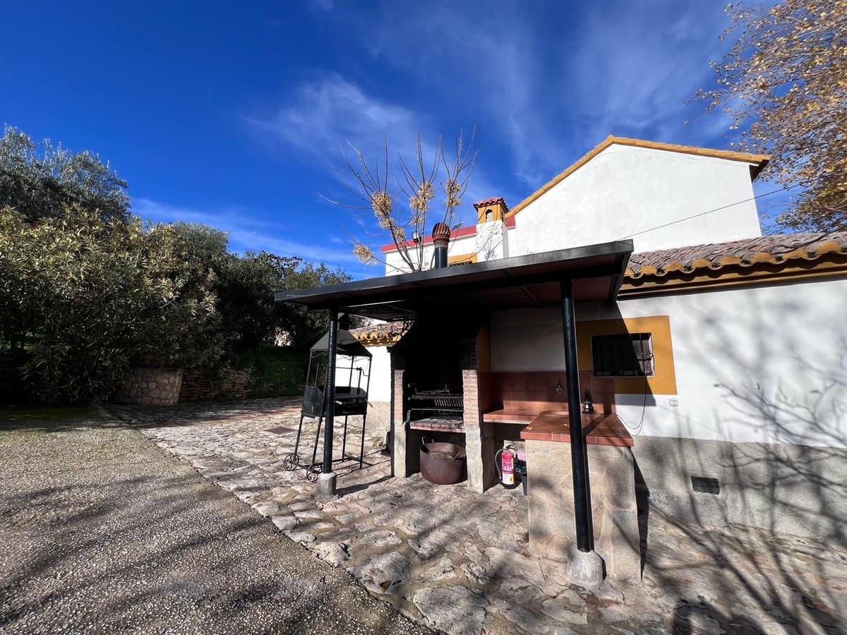 6 quarto Quinta/Casa Rural para venda em Ronda com piscina garagem - 2 900 000 € (Ref: 10128652)